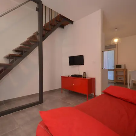 Simona Apartament *